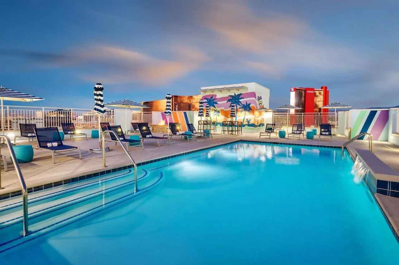 Springhill Suites By Marriott Las Vegas Convention Center 3*,