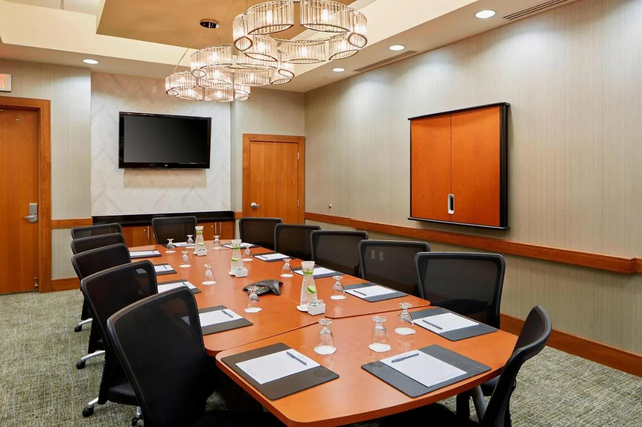 Отель Springhill Suites By Marriott Las Vegas Convention Center