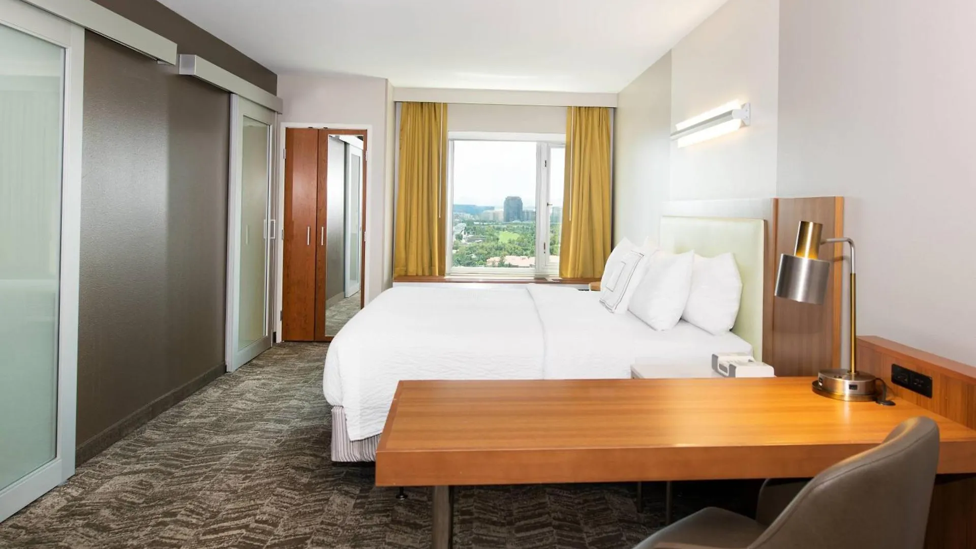 Springhill Suites By Marriott Las Vegas Convention Center 3*,