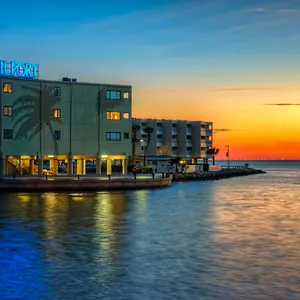 Sailport Waterfront 3* Тампа